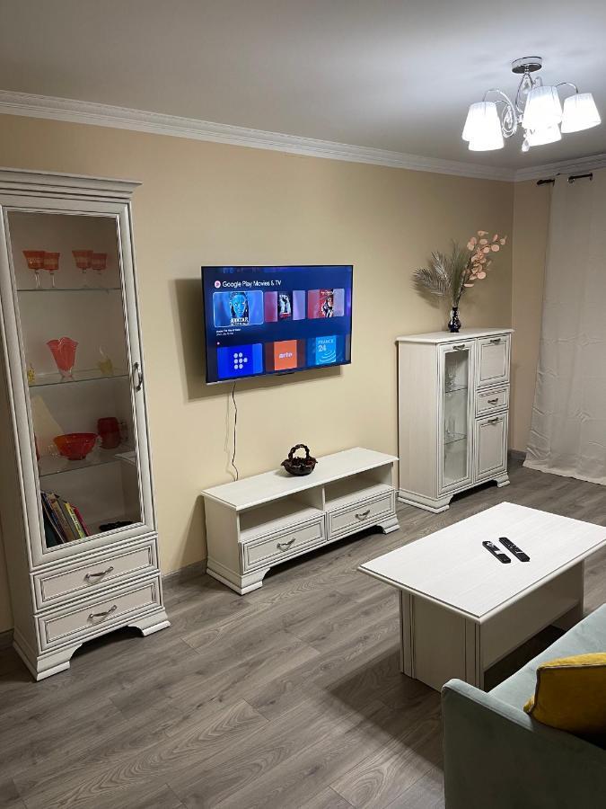 Appartement Moderns, Gaiss, Plass! A++ 3 Istabu Dzivoklis *